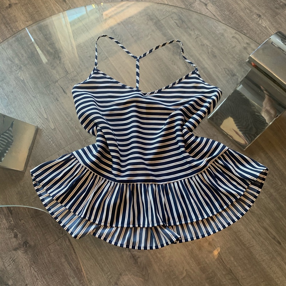 ⛔️SOLD⛔️Tank top